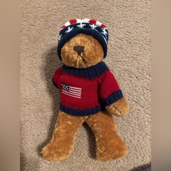 Plushland Brown Bear - Picture 4 of 8